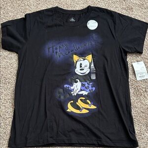 Disney womens Halloween T-Shirt “nwt” SZ: Large